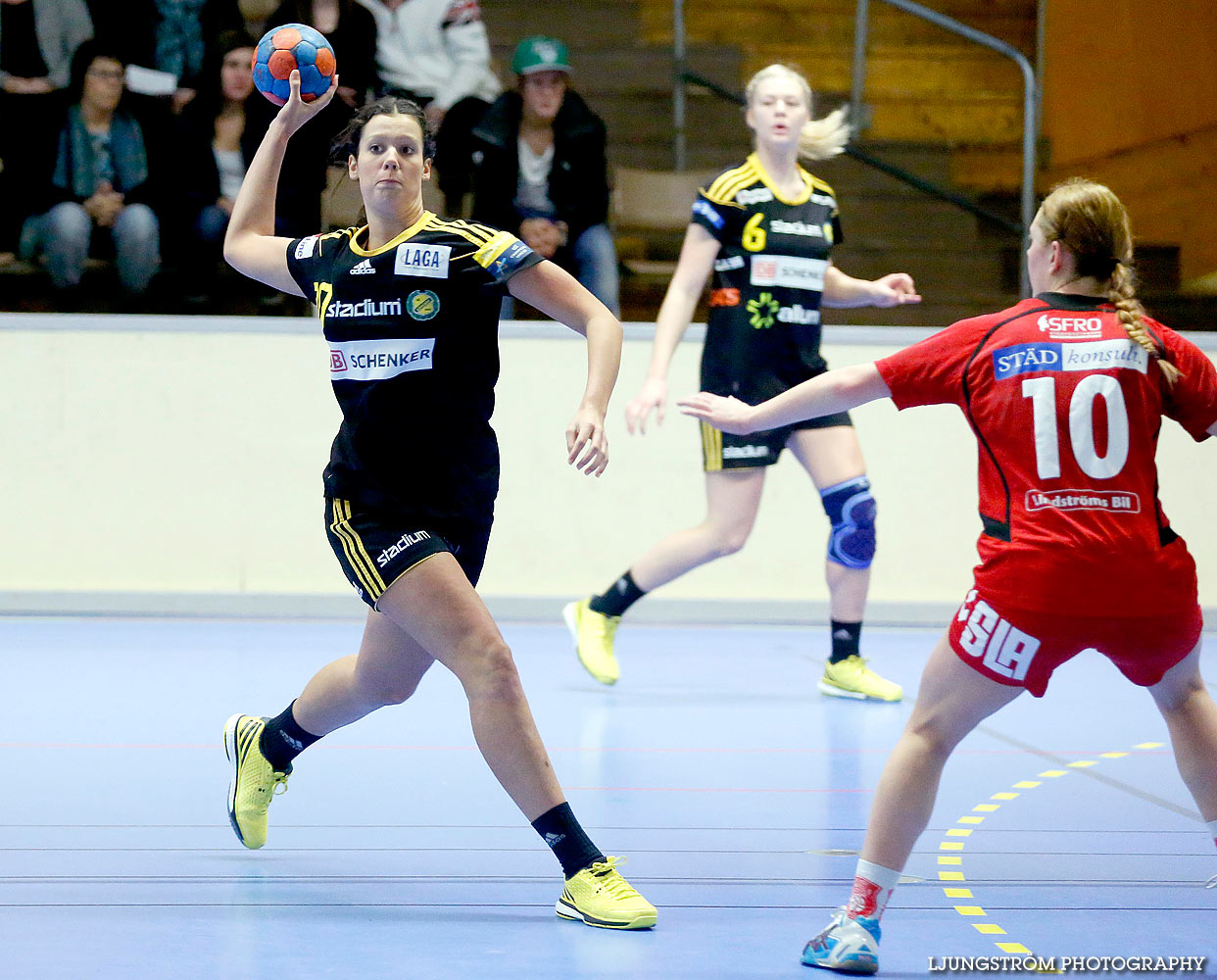 HF Somby/Skövde-HK S-hof 17-22,dam,Skövde Idrottshall,Skövde,Sverige,Handboll,,2014,128729