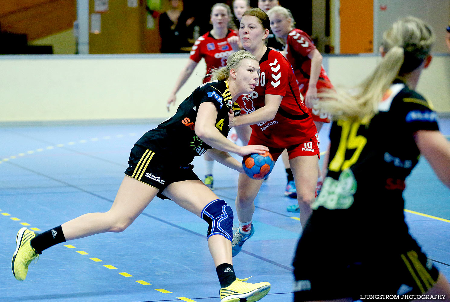 HF Somby/Skövde-HK S-hof 17-22,dam,Skövde Idrottshall,Skövde,Sverige,Handboll,,2014,128743