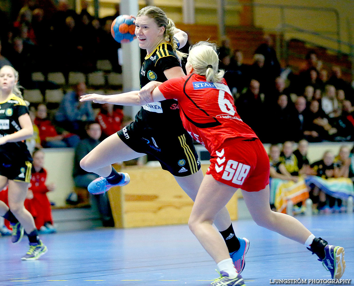 HF Somby/Skövde-HK S-hof 17-22,dam,Skövde Idrottshall,Skövde,Sverige,Handboll,,2014,128779