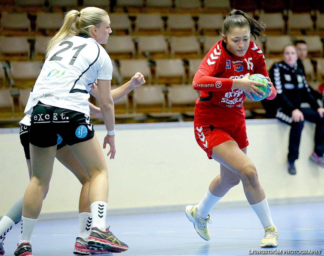 HF Somby/Skövde-BK Heid UF 24-21,dam,Skövde Idrottshall,Skövde,Sverige,Handboll,,2014,128821