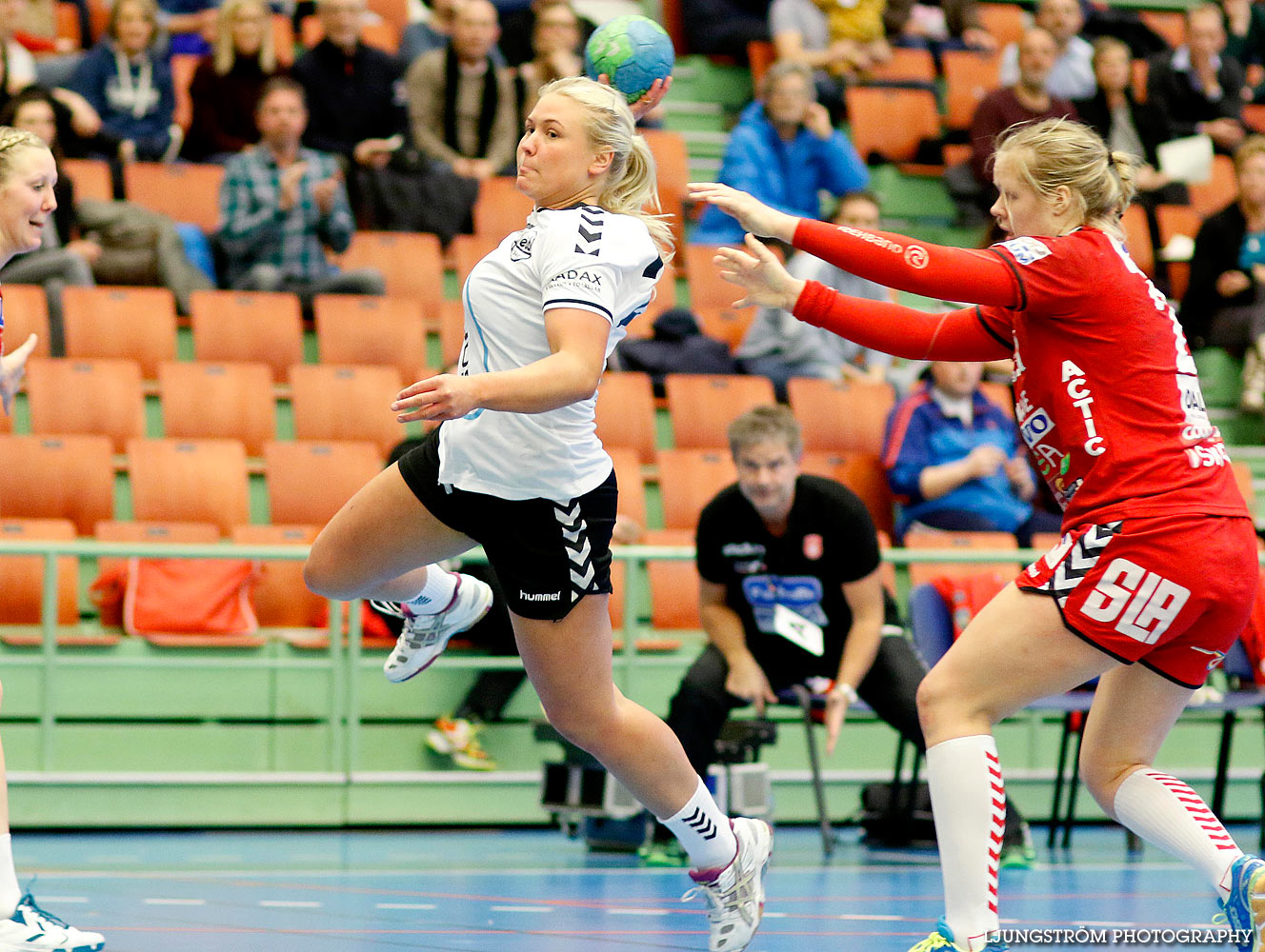 Skövde HF-BK Heid 27-20,dam,Arena Skövde,Skövde,Sverige,Handboll,,2015,131270