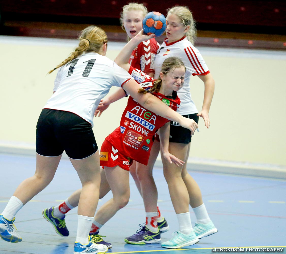 Ungdoms-SM Steg 4 Damjuniorer Skövde HF-Skånela IF 29-20,dam,Skövde Idrottshall,Skövde,Sverige,Handboll,,2015,102736