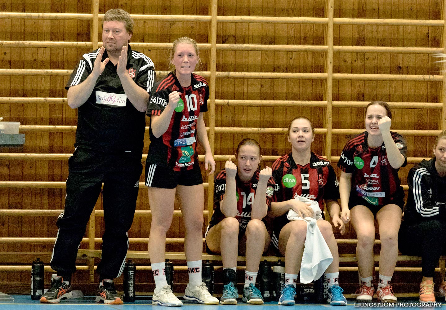 HK Country-Skara HF U 25-22,dam,Stöpenhallen,Stöpen,Sverige,Handboll,,2015,115455