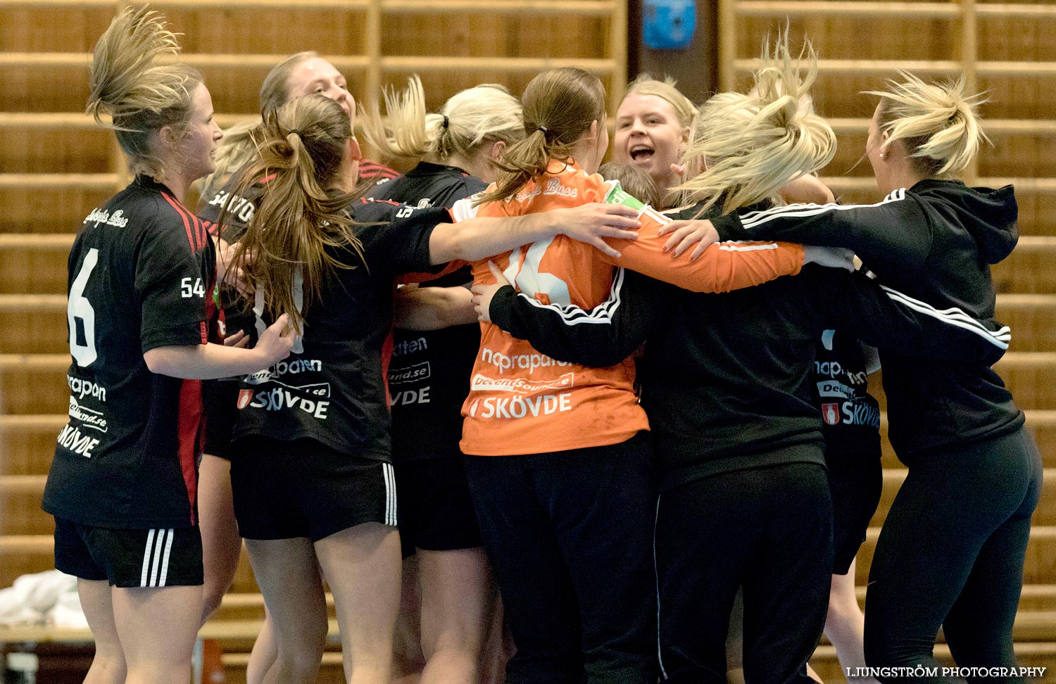 HK Country-Skara HF U 25-22,dam,Stöpenhallen,Stöpen,Sverige,Handboll,,2015,115469