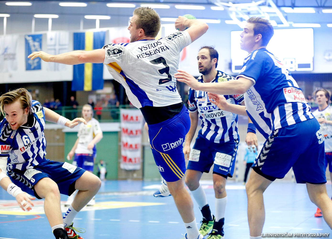 IFK Skövde HK-Ystads IF HF 29-24,herr,Arena Skövde,Skövde,Sverige,Handboll,,2015,106024