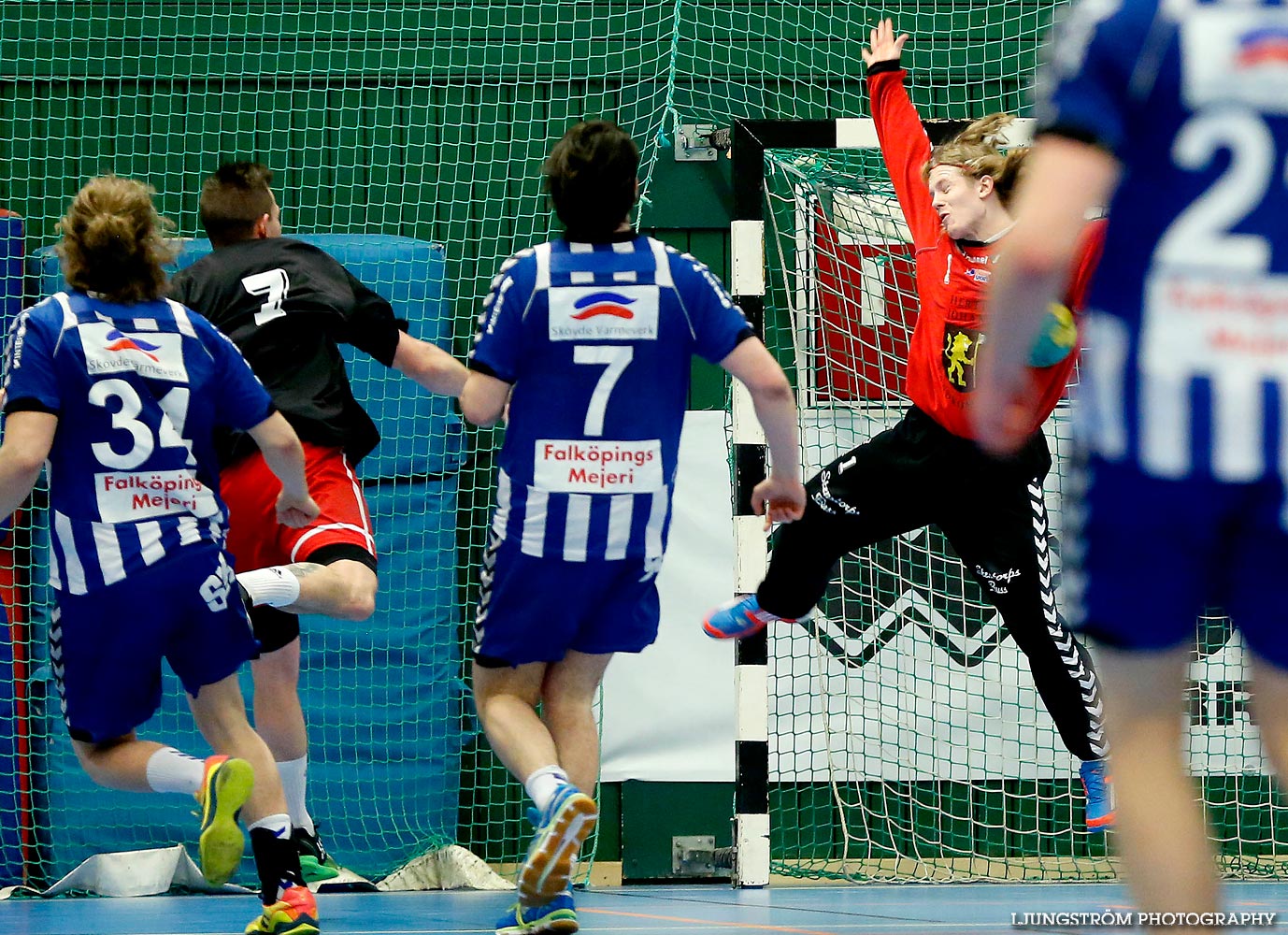 HK Guldkroken-HK Skövde 17-34,herr,Guldkrokshallen,Hjo,Sverige,Handboll,,2015,105462