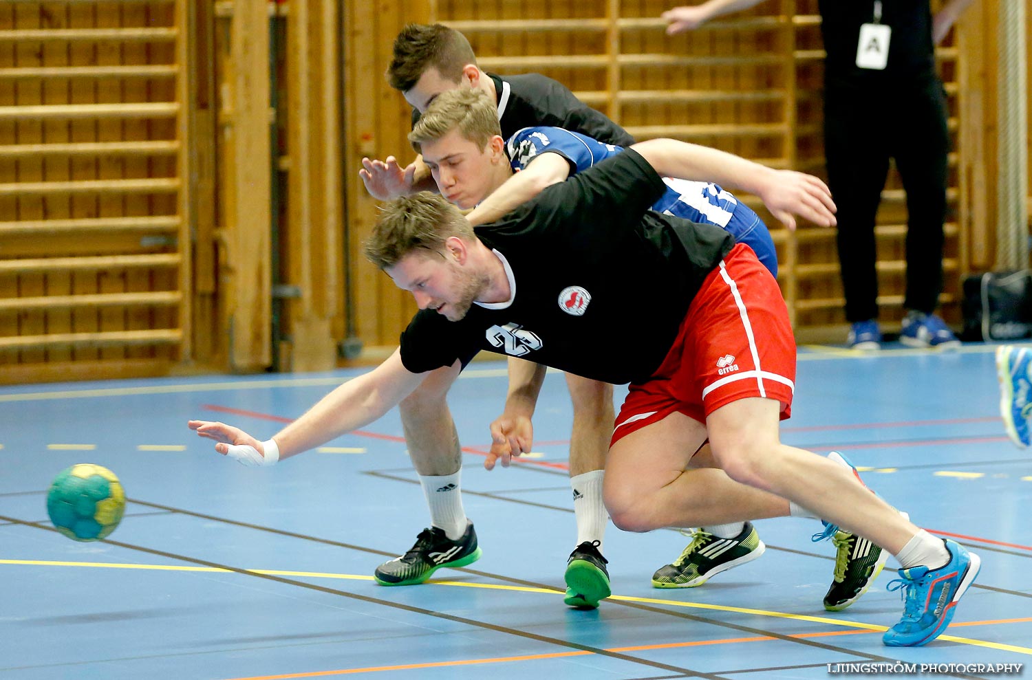 HK Guldkroken-HK Skövde 17-34,herr,Guldkrokshallen,Hjo,Sverige,Handboll,,2015,105471