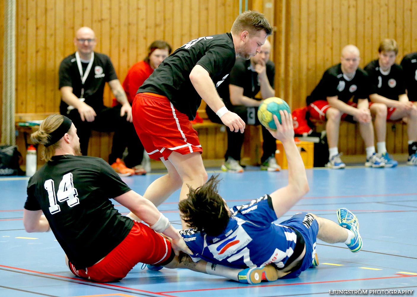 HK Guldkroken-HK Skövde 17-34,herr,Guldkrokshallen,Hjo,Sverige,Handboll,,2015,105474