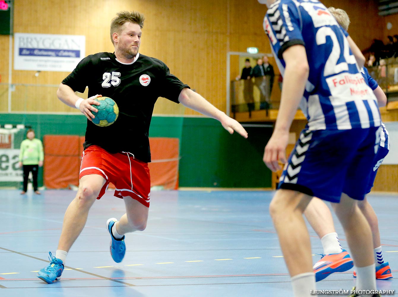 HK Guldkroken-HK Skövde 17-34,herr,Guldkrokshallen,Hjo,Sverige,Handboll,,2015,105506