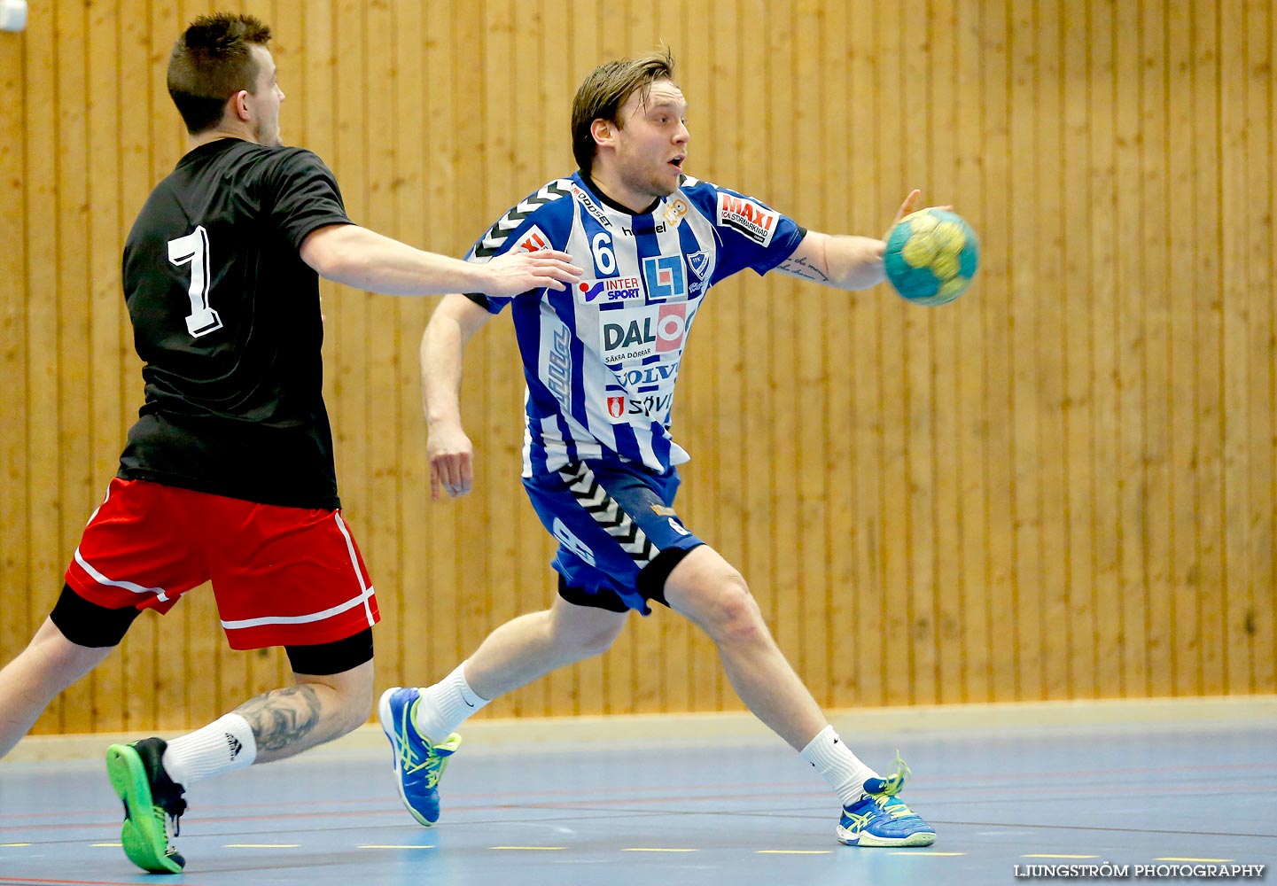 HK Guldkroken-HK Skövde 17-34,herr,Guldkrokshallen,Hjo,Sverige,Handboll,,2015,105549