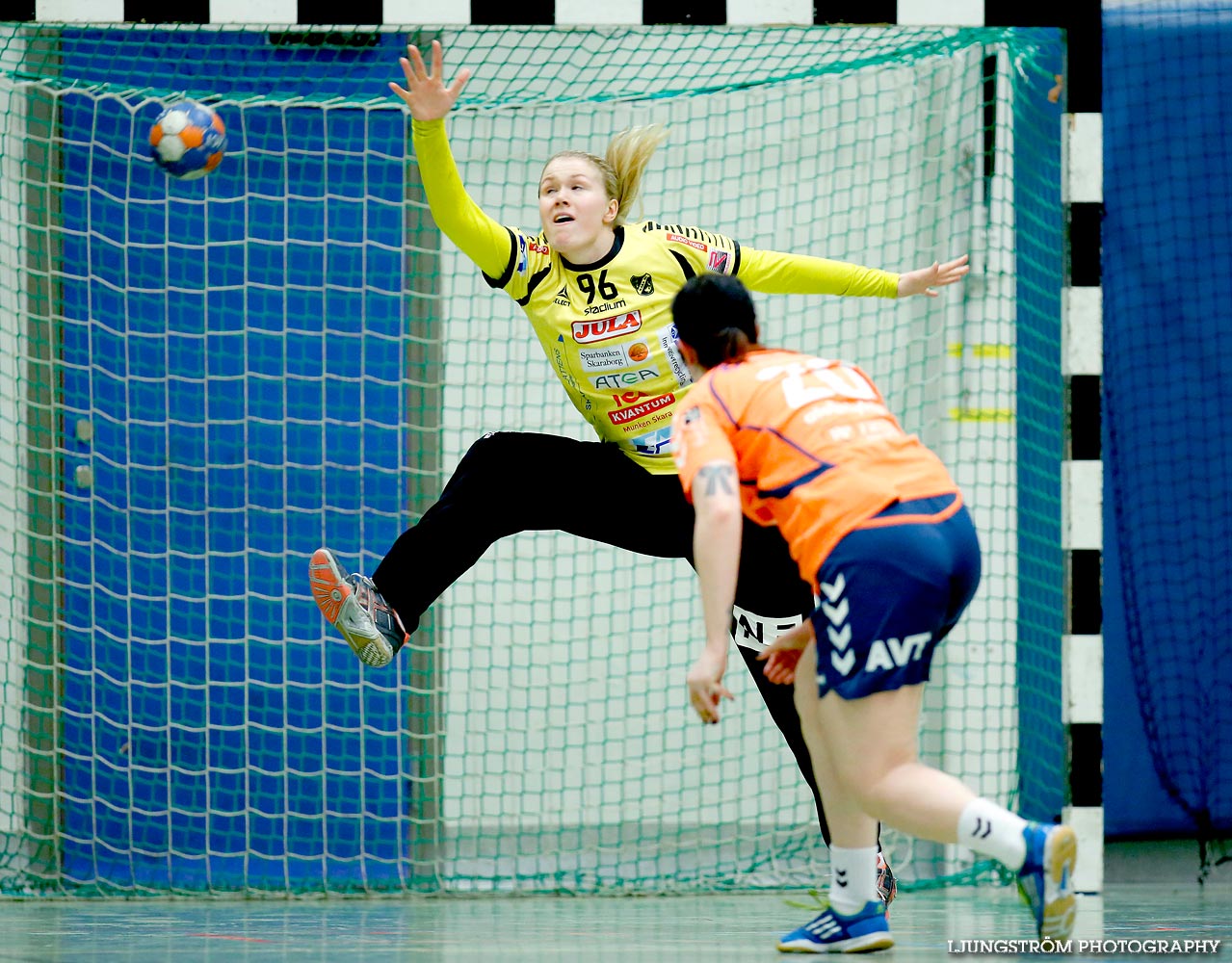 Skara HF-Kristianstad HK 27-19,dam,Skara Idrottshall,Skara,Sverige,Handboll,,2015,105875