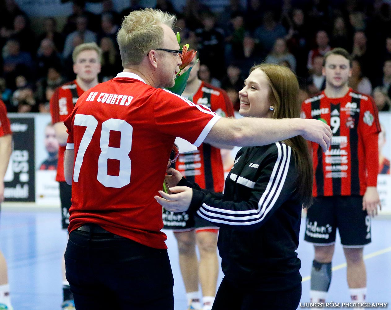 HK Country-HF SIF 31-17,herr,Skövde Idrottshall,Skövde,Sverige,Handboll,,2015,106574