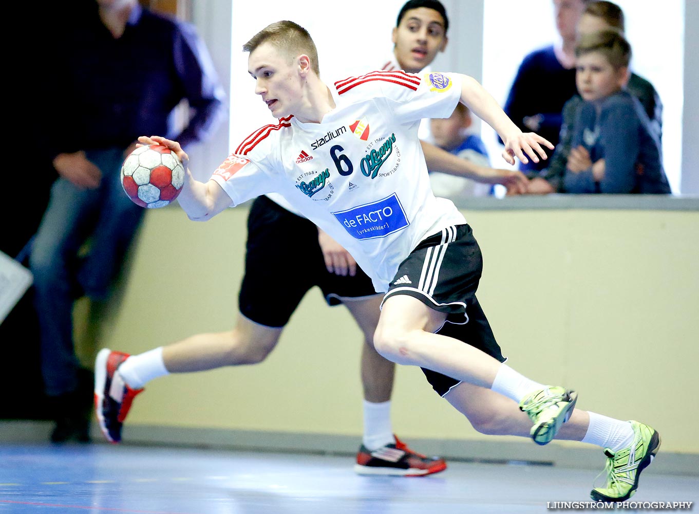 HK Country-HF SIF 31-17,herr,Skövde Idrottshall,Skövde,Sverige,Handboll,,2015,106637