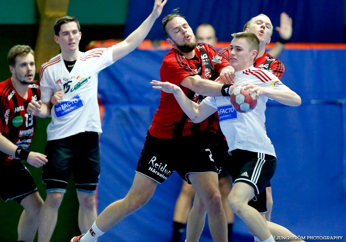 HK Country-HF SIF 31-17,herr,Skövde Idrottshall,Skövde,Sverige,Handboll,,2015,106638