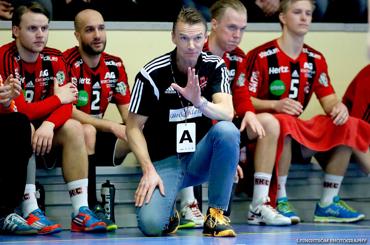 HK Country-HF SIF 31-17,herr,Skövde Idrottshall,Skövde,Sverige,Handboll,,2015,106640