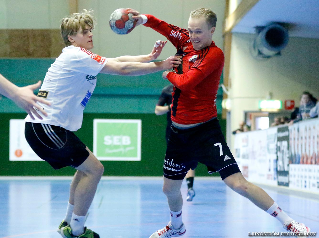 HK Country-HF SIF 31-17,herr,Skövde Idrottshall,Skövde,Sverige,Handboll,,2015,106683