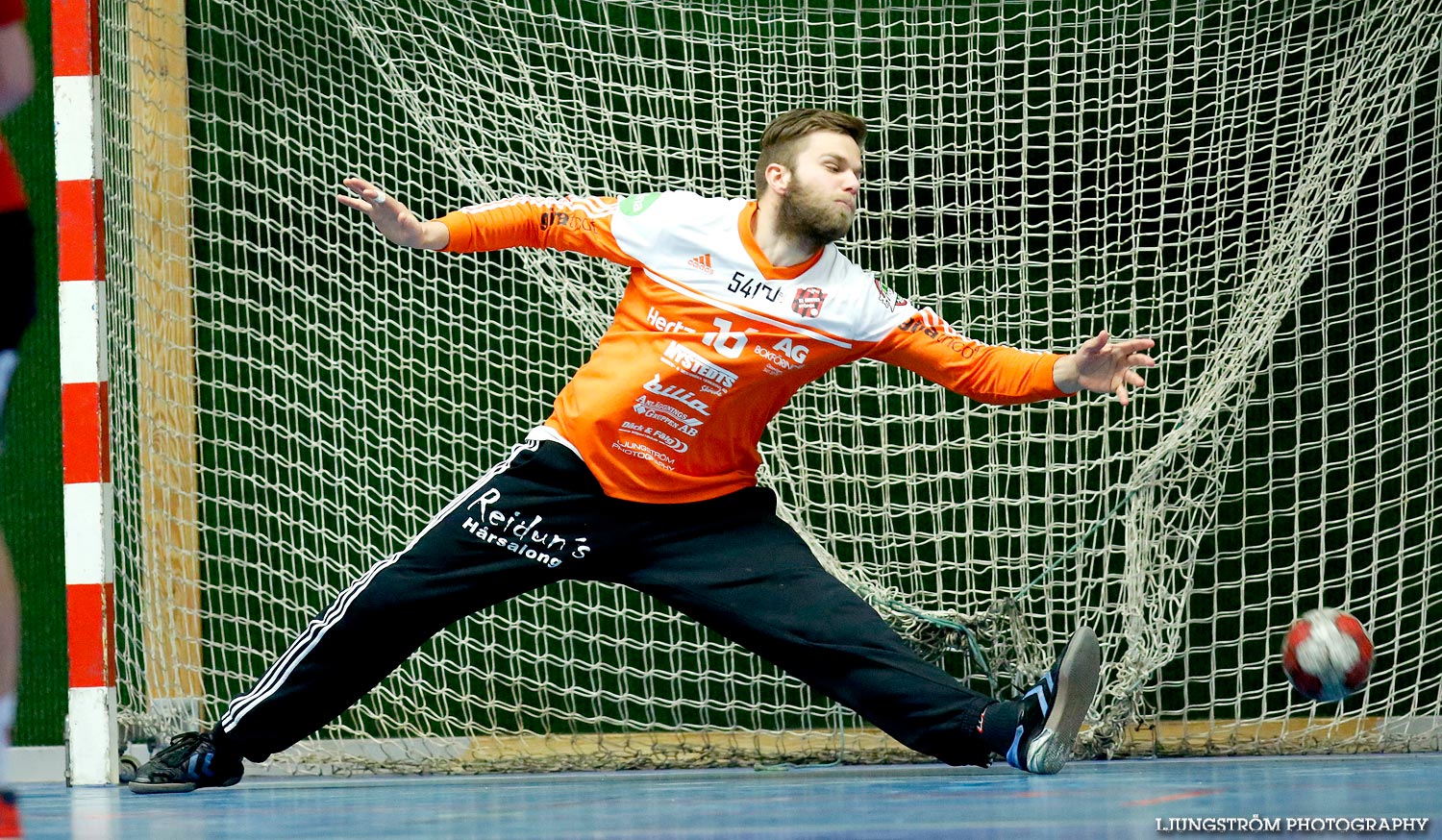 HK Country-HF SIF 31-17,herr,Skövde Idrottshall,Skövde,Sverige,Handboll,,2015,106697