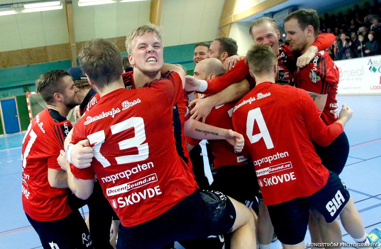 HK Country-HF SIF 31-17,herr,Skövde Idrottshall,Skövde,Sverige,Handboll,,2015,106739