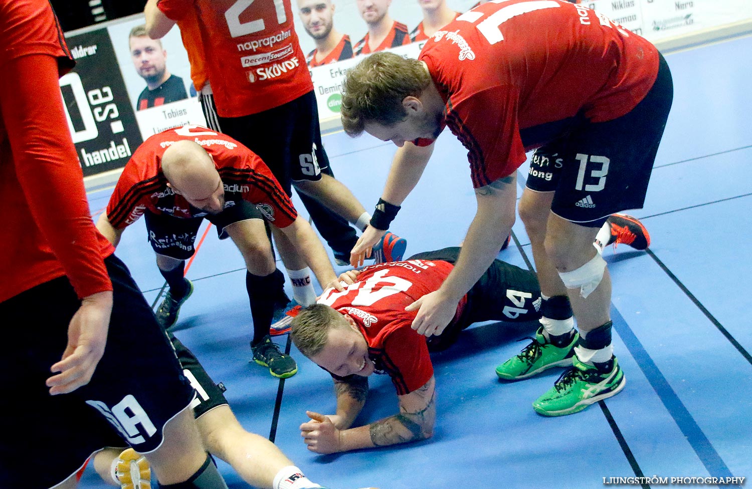 HK Country-HF SIF 31-17,herr,Skövde Idrottshall,Skövde,Sverige,Handboll,,2015,106745