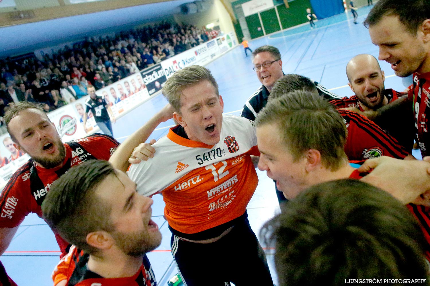 HK Country-HF SIF 31-17,herr,Skövde Idrottshall,Skövde,Sverige,Handboll,,2015,106760