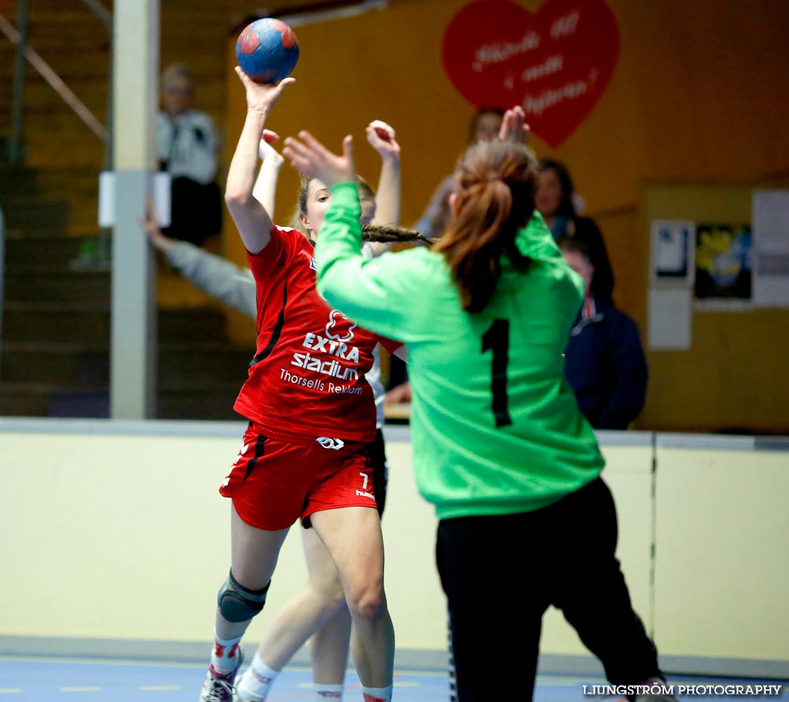 HF Somby/Skövde-KFUM Kalmar HK 34-18,dam,Skövde Idrottshall,Skövde,Sverige,Handboll,,2015,108297