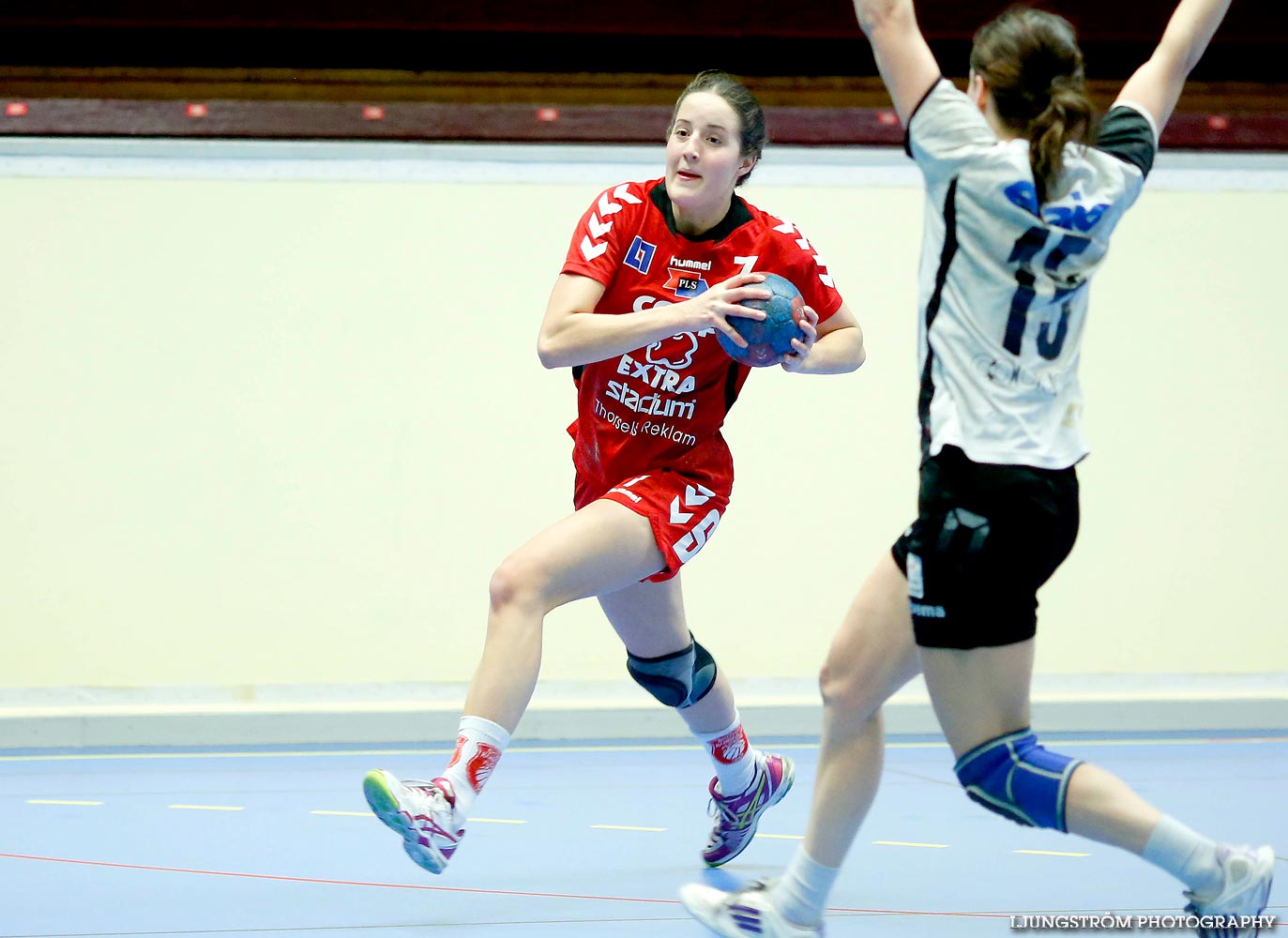 HF Somby/Skövde-KFUM Kalmar HK 34-18,dam,Skövde Idrottshall,Skövde,Sverige,Handboll,,2015,108319