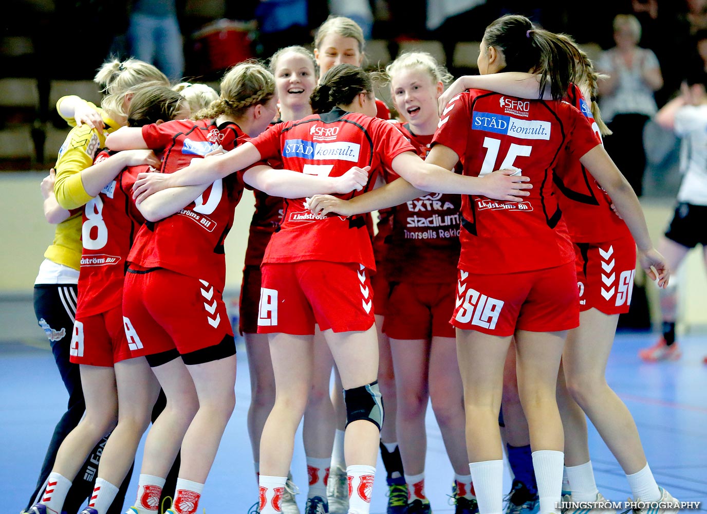 HF Somby/Skövde-KFUM Kalmar HK 34-18,dam,Skövde Idrottshall,Skövde,Sverige,Handboll,,2015,108337