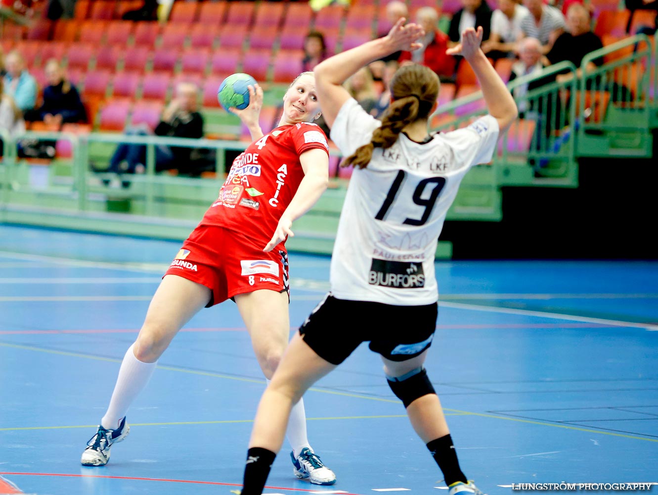 Skövde HF-Lugi HF 1/4-final 4 26-17,dam,Arena Skövde,Skövde,Sverige,Handboll,,2015,109737