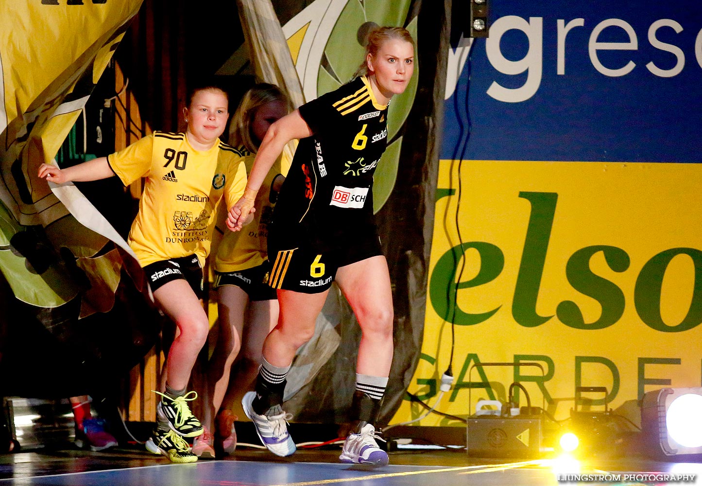 IK Sävehof-Skövde HF 1/2-final 3 34-19,dam,Partillebohallen,Partille,Sverige,Handboll,,2015,115989