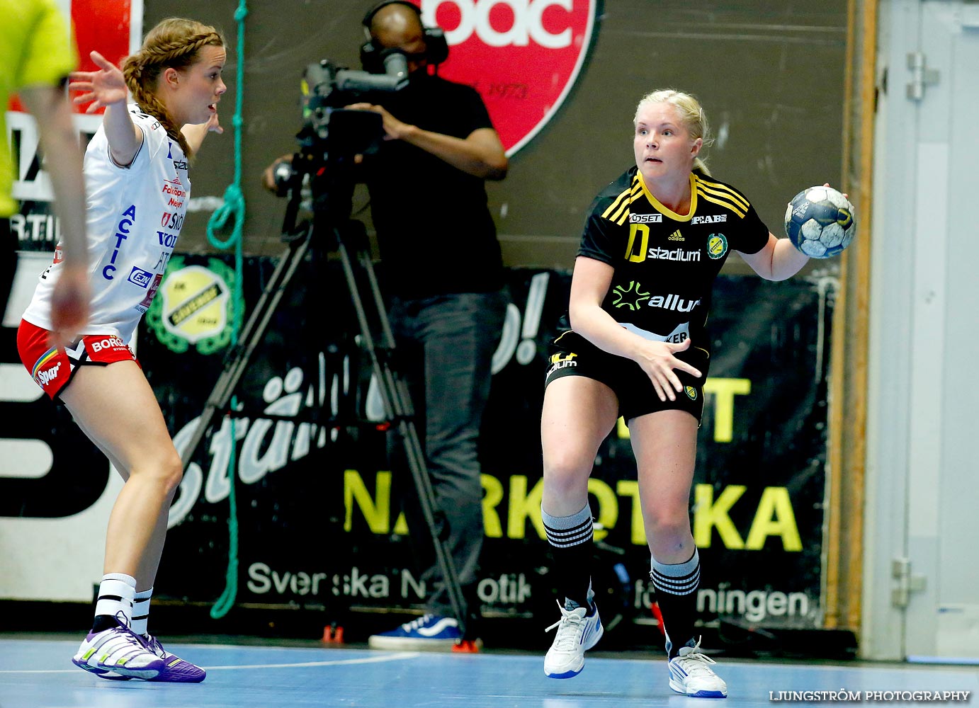 IK Sävehof-Skövde HF 1/2-final 3 34-19,dam,Partillebohallen,Partille,Sverige,Handboll,,2015,116162