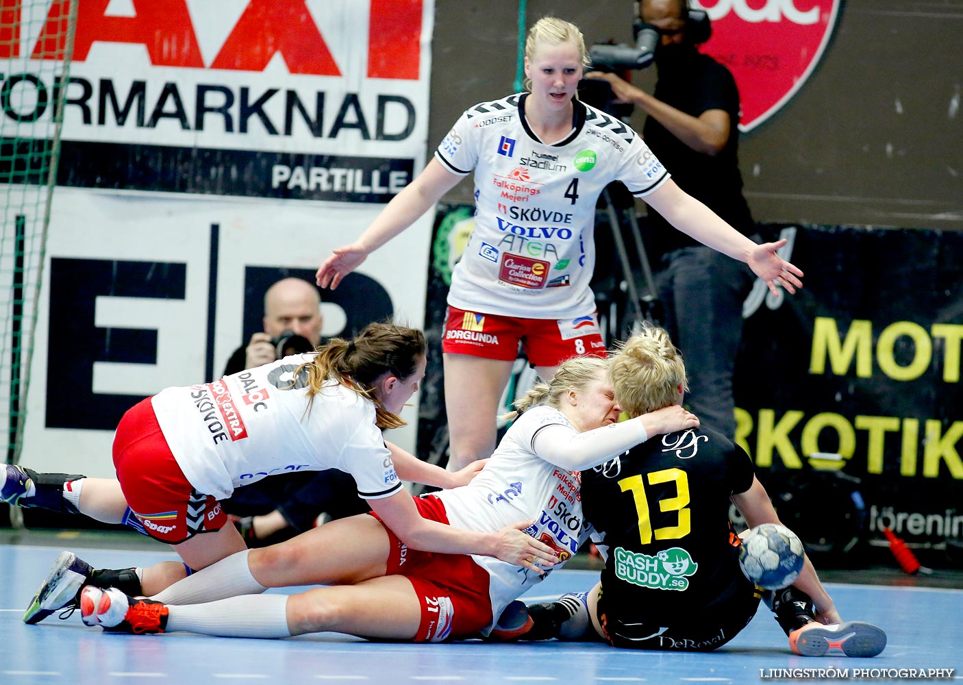 IK Sävehof-Skövde HF 1/2-final 3 34-19,dam,Partillebohallen,Partille,Sverige,Handboll,,2015,116192