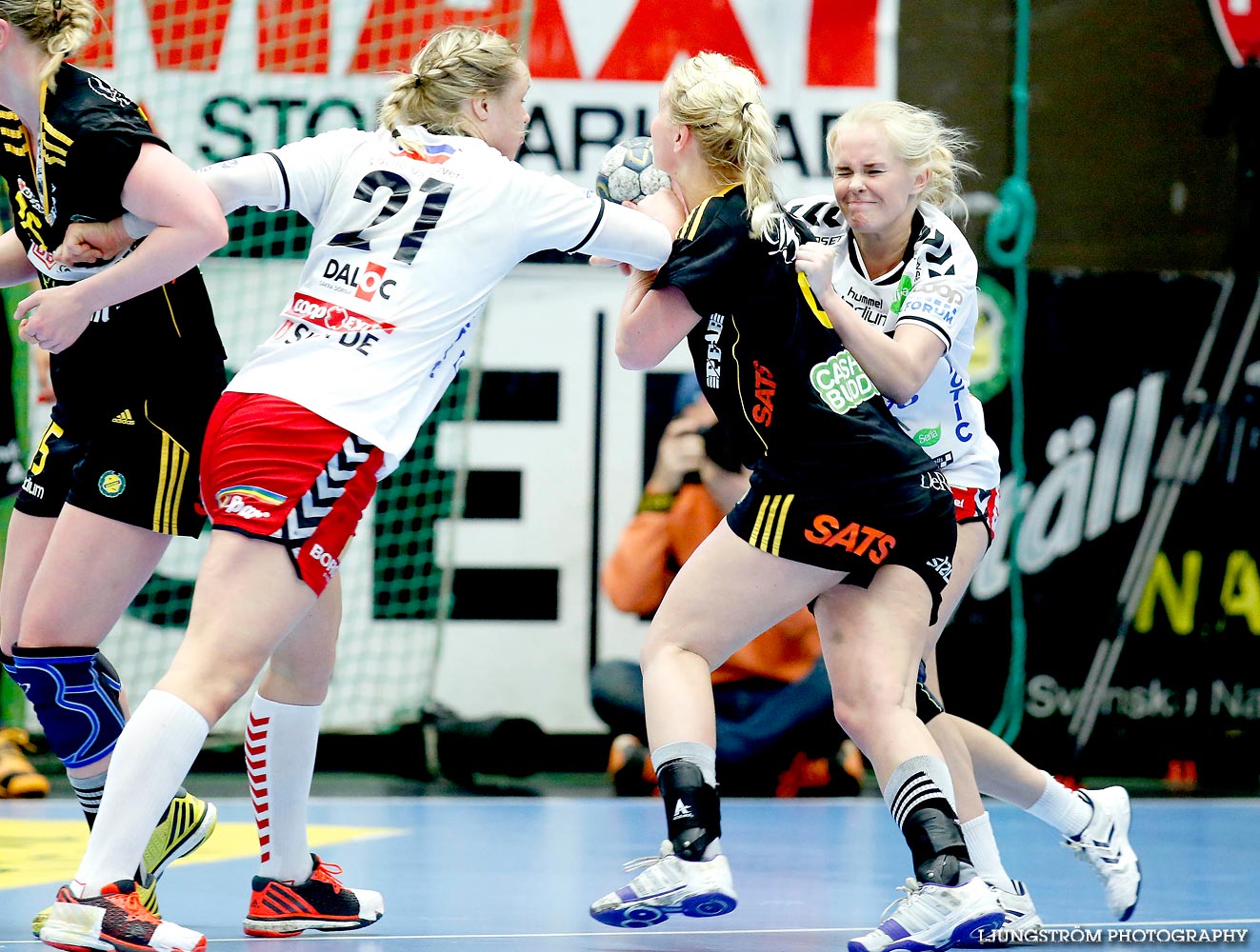 IK Sävehof-Skövde HF 1/2-final 3 34-19,dam,Partillebohallen,Partille,Sverige,Handboll,,2015,116210