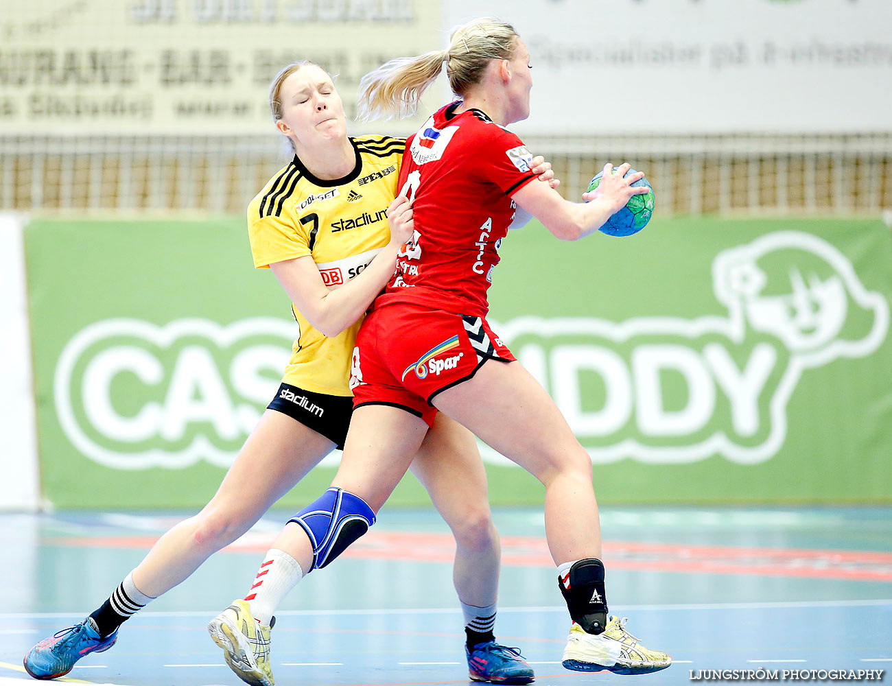 Skövde HF-IK Sävehof 1/2-final 4 24-32,dam,Arena Skövde,Skövde,Sverige,Handboll,,2015,136072