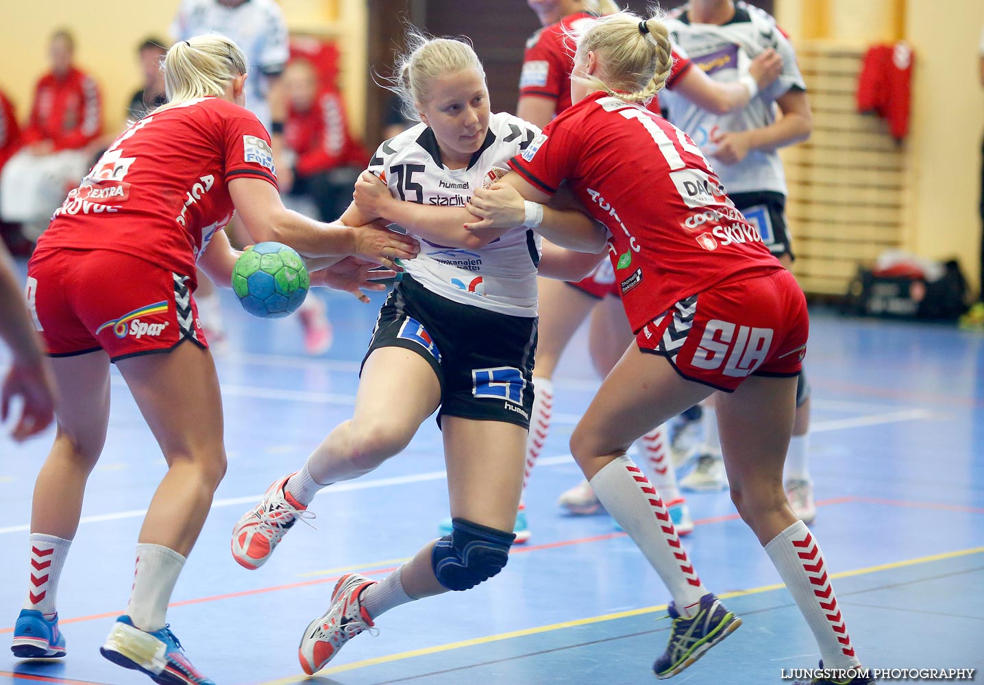 Annliz Cup Superelit Skövde HF-IF Hellton 28-18,dam,Arena Skövde,Skövde,Sverige,Annliz Cup 2015,Handboll,2015,121003