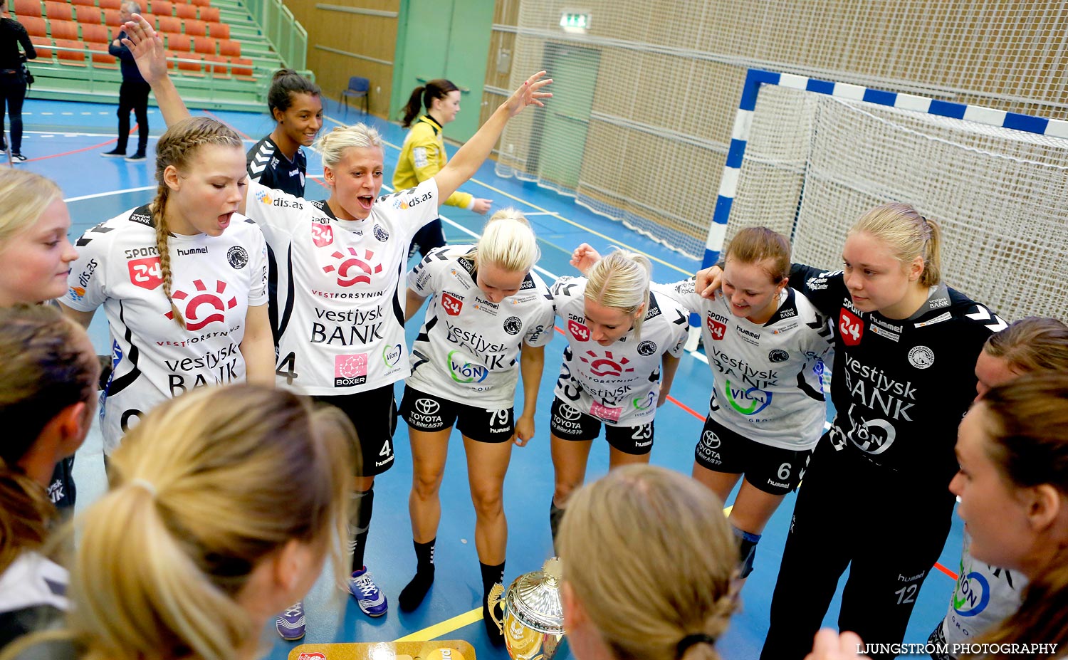 Annliz Cup Superelit FINAL Lugi HF-Tvis Holsterbro 20-28,dam,Arena Skövde,Skövde,Sverige,Annliz Cup 2015,Handboll,2015,121299
