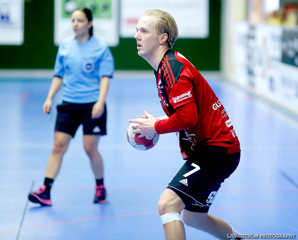 HK Country-LIF Lindesberg 22-26,herr,Skövde Idrottshall,Skövde,Sverige,Handboll,,2015,122617