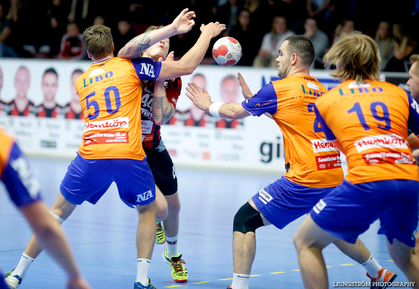 HK Country-LIF Lindesberg 22-26,herr,Skövde Idrottshall,Skövde,Sverige,Handboll,,2015,122648