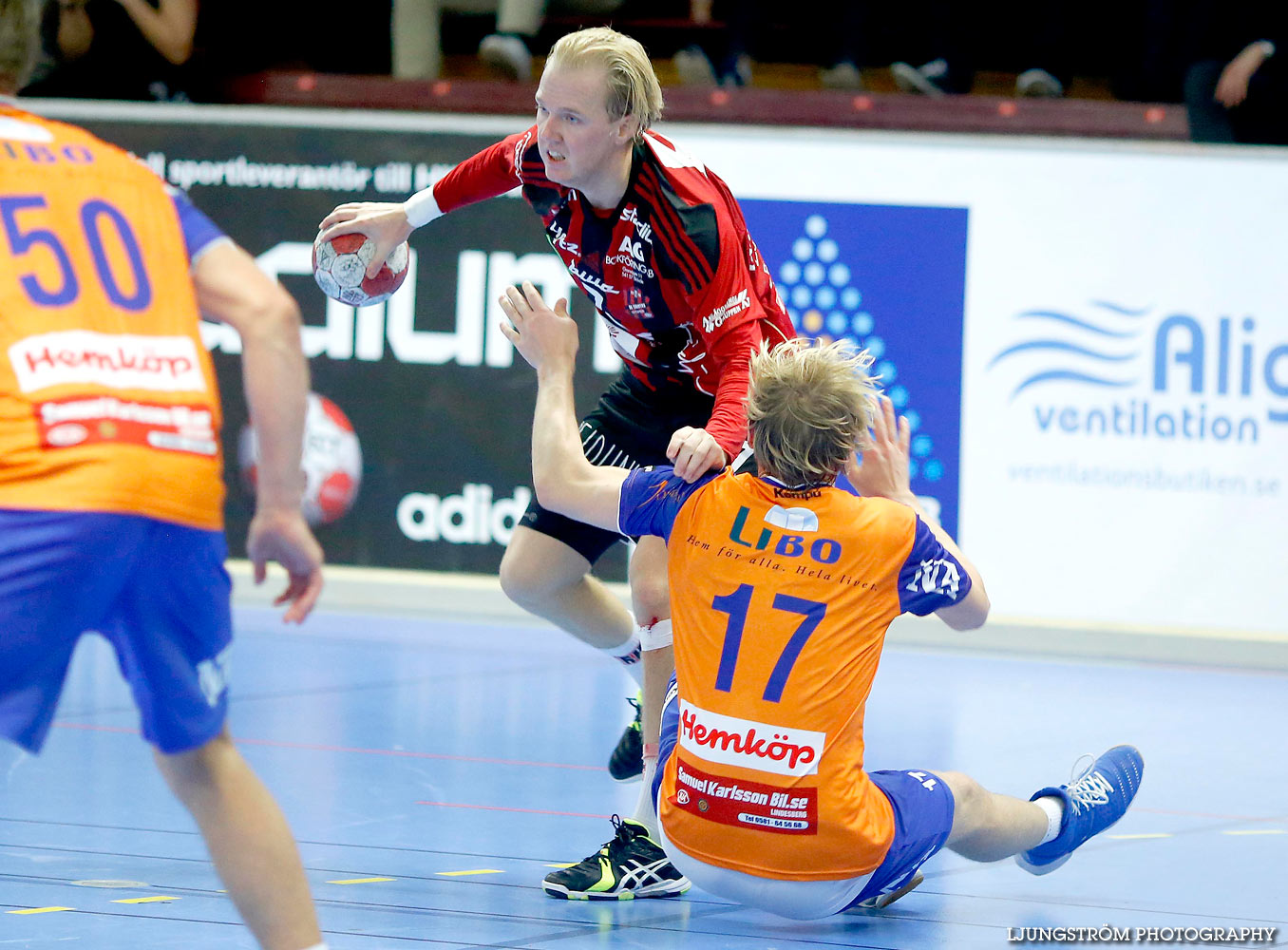 HK Country-LIF Lindesberg 22-26,herr,Skövde Idrottshall,Skövde,Sverige,Handboll,,2015,122650