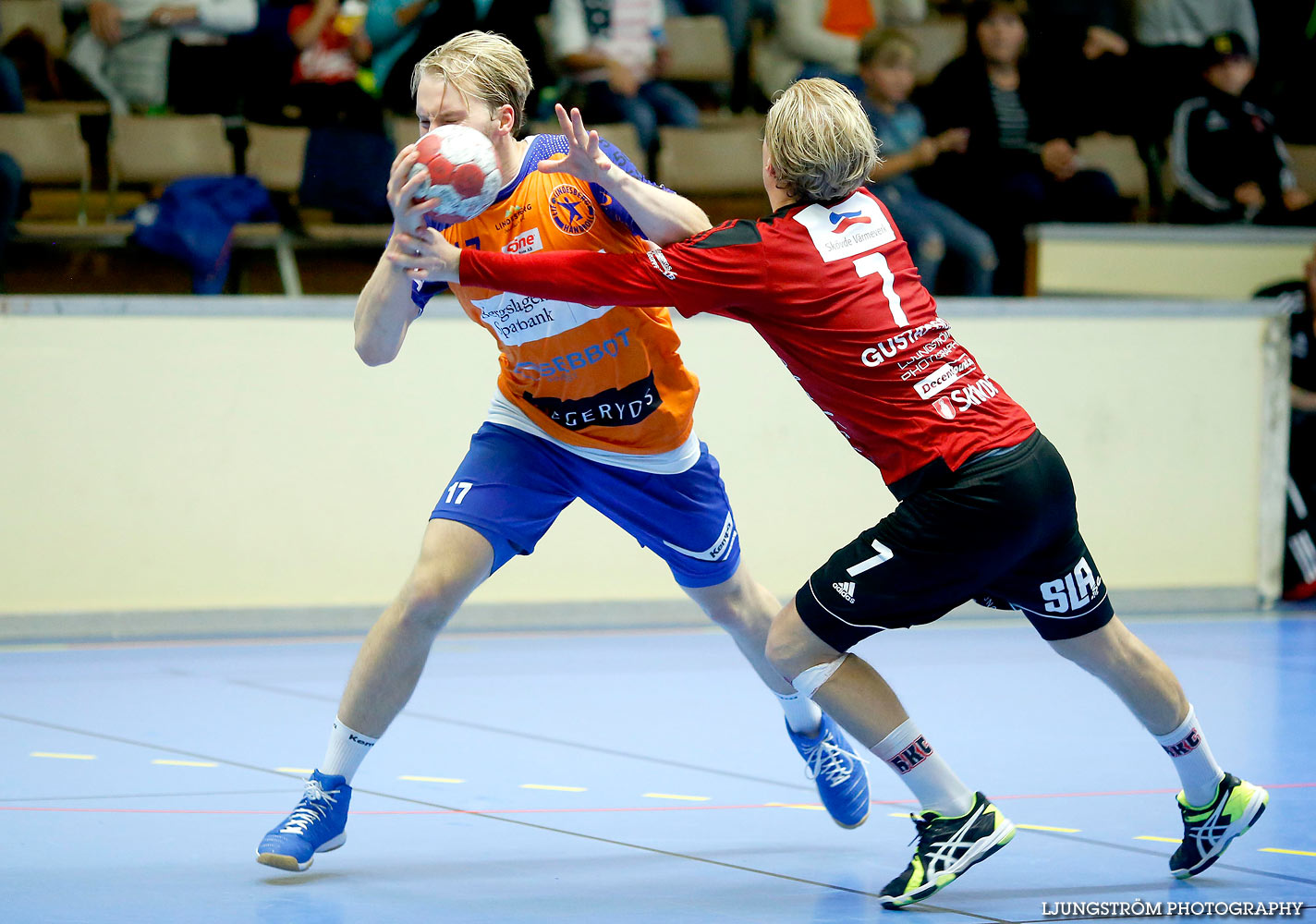 HK Country-LIF Lindesberg 22-26,herr,Skövde Idrottshall,Skövde,Sverige,Handboll,,2015,122663