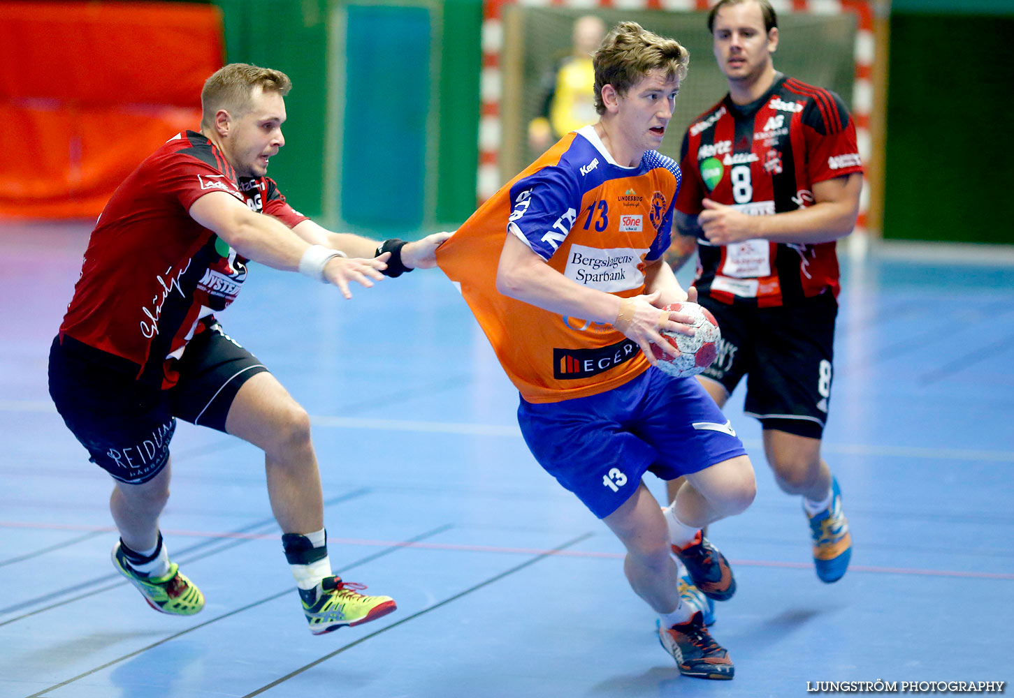 HK Country-LIF Lindesberg 22-26,herr,Skövde Idrottshall,Skövde,Sverige,Handboll,,2015,122671