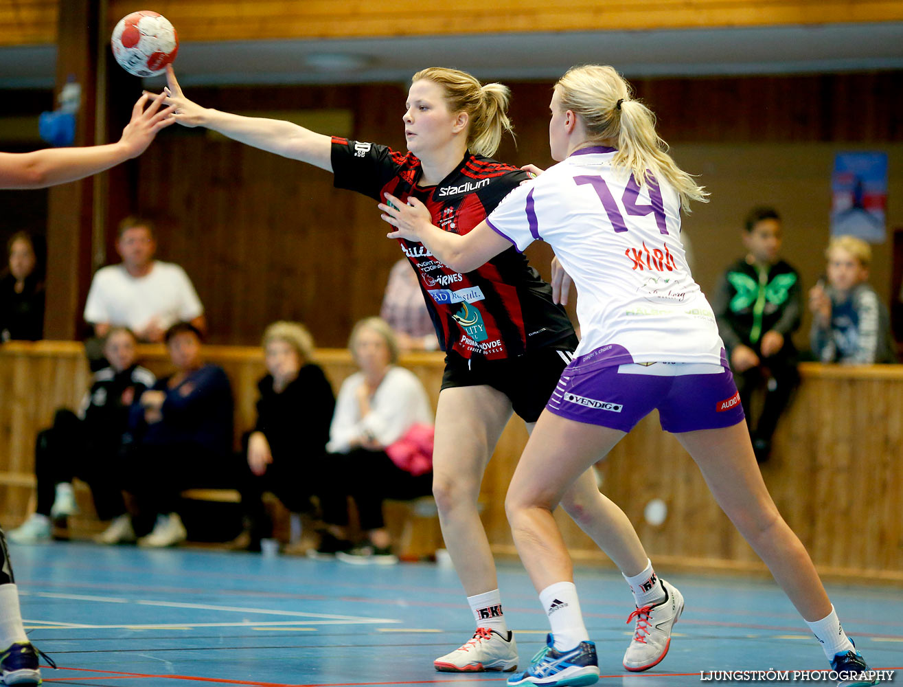 HK Country-Skara HF B 20-19,dam,Stöpenhallen,Stöpen,Sverige,Handboll,,2015,123724