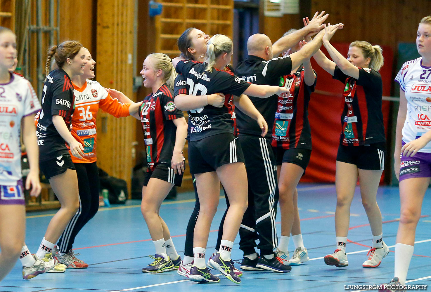 HK Country-Skara HF B 20-19,dam,Stöpenhallen,Stöpen,Sverige,Handboll,,2015,123739