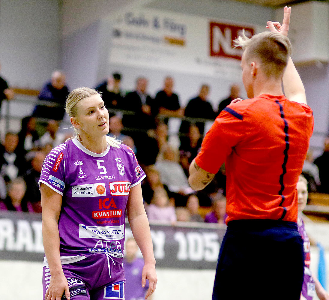 Skara HF-Boden Handboll IF 28-19,dam,Skara Idrottshall,Skara,Sverige,Handboll,,2015,123949