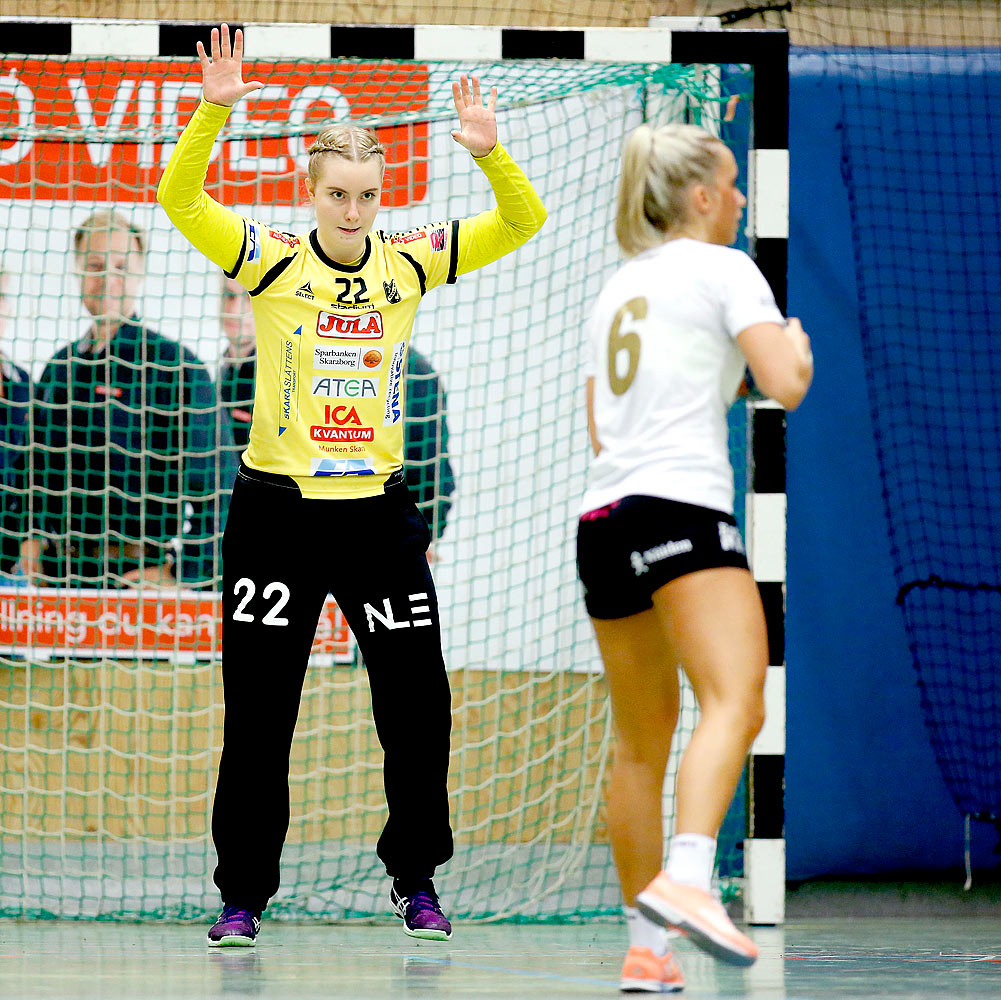 Skara HF-Boden Handboll IF 28-19,dam,Skara Idrottshall,Skara,Sverige,Handboll,,2015,124061