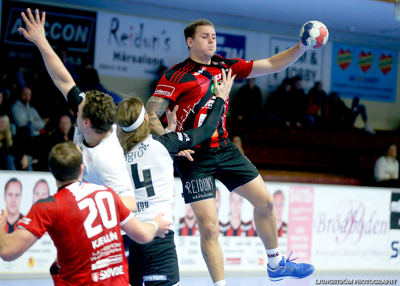 HK Country-VästeråsIrsta HF 31-26,herr,Skövde Idrottshall,Skövde,Sverige,Handboll,,2015,126895