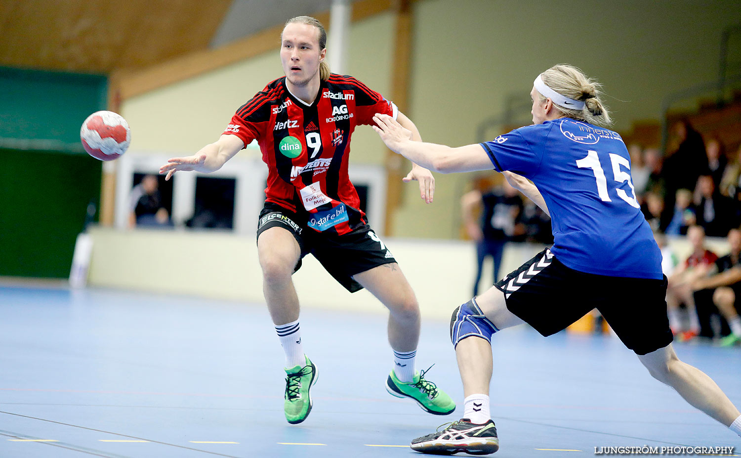 HK Country-Uppsala HK 35-26,herr,Skövde Idrottshall,Skövde,Sverige,Handboll,,2016,140839