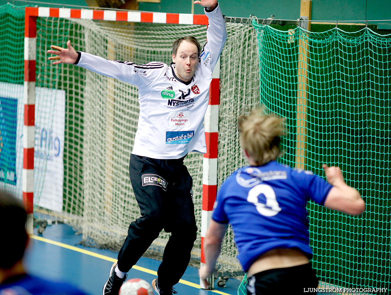 HK Country-Uppsala HK 35-26,herr,Skövde Idrottshall,Skövde,Sverige,Handboll,,2016,140886