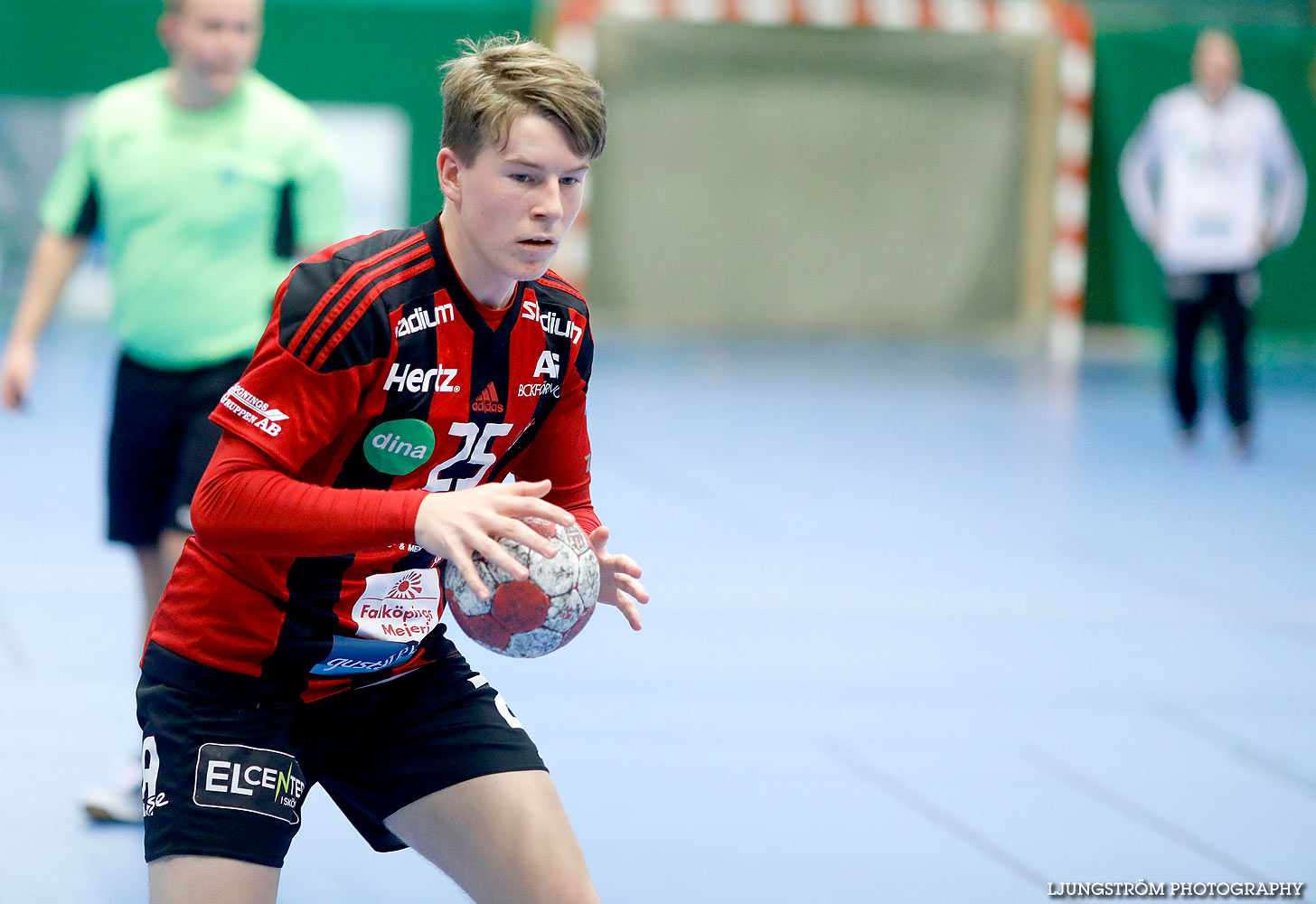 HK Country-Uppsala HK 35-26,herr,Skövde Idrottshall,Skövde,Sverige,Handboll,,2016,140901