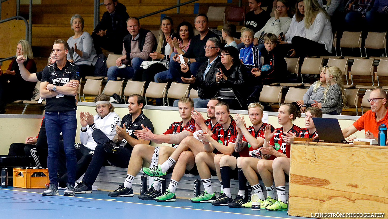 HK Country-Uppsala HK 35-26,herr,Skövde Idrottshall,Skövde,Sverige,Handboll,,2016,140903