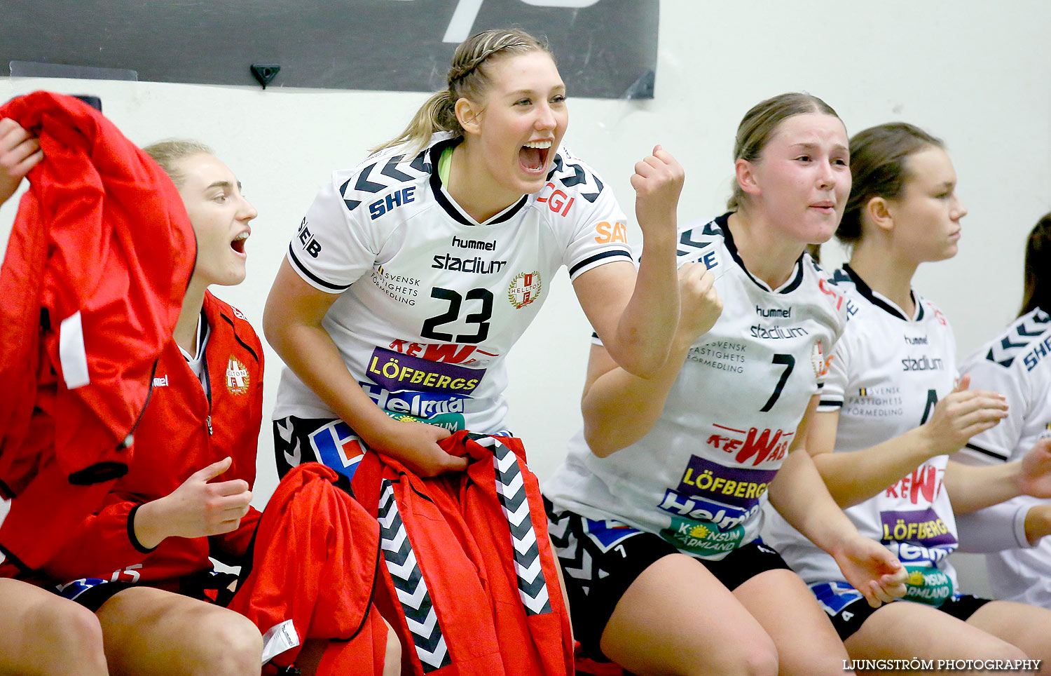 Skara HF-IF Hellton Karlstad 20-24,dam,Skara Idrottshall,Skara,Sverige,Handboll,,2016,141025